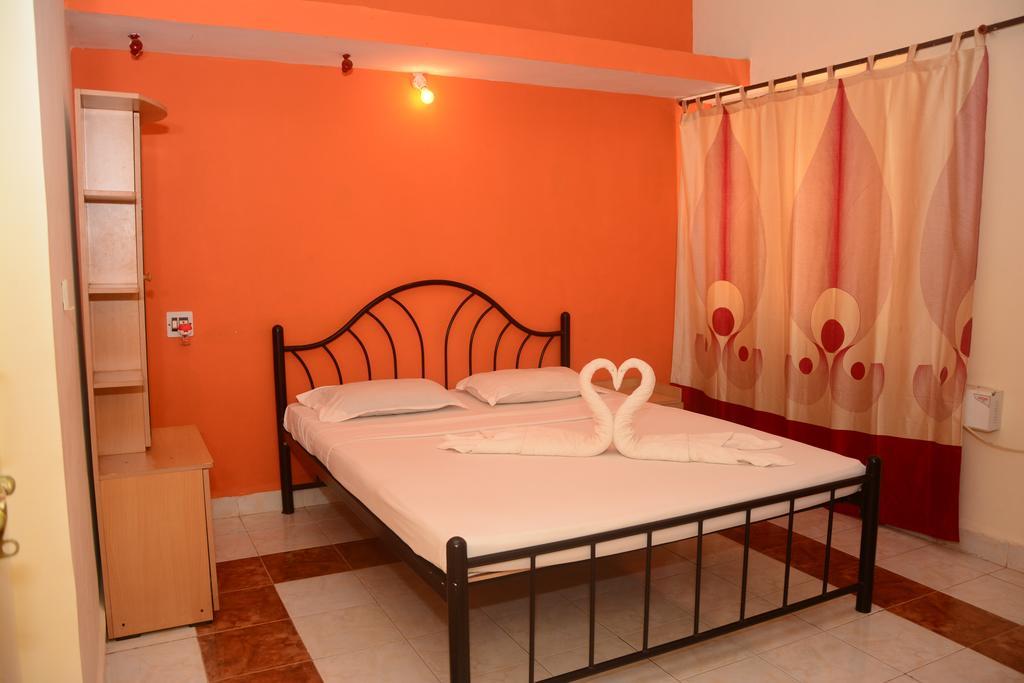 Colonia De Braganza Resorts Калангуте Екстериор снимка