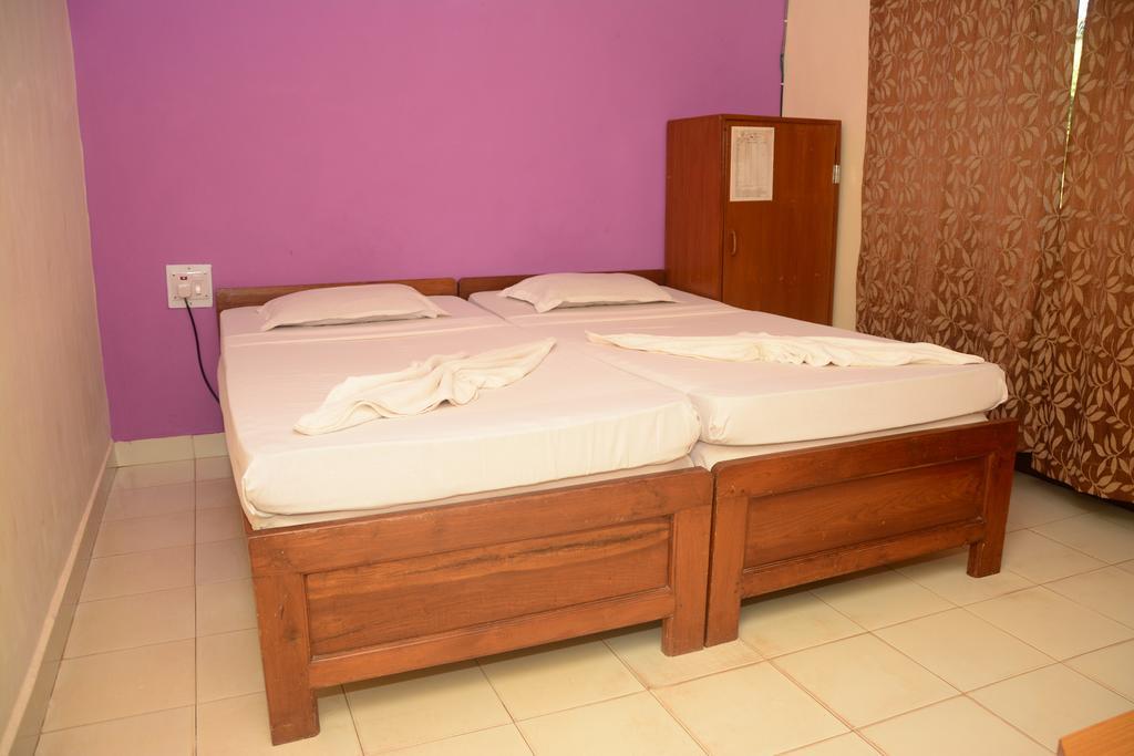 Colonia De Braganza Resorts Калангуте Екстериор снимка