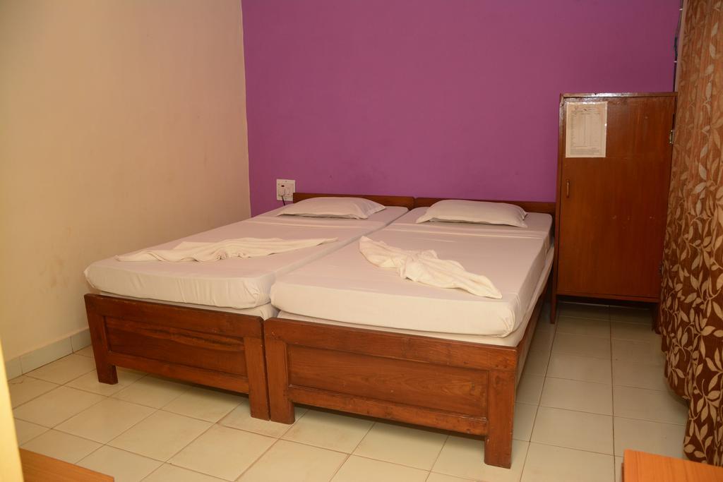 Colonia De Braganza Resorts Калангуте Екстериор снимка