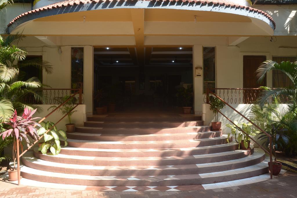 Colonia De Braganza Resorts Калангуте Екстериор снимка