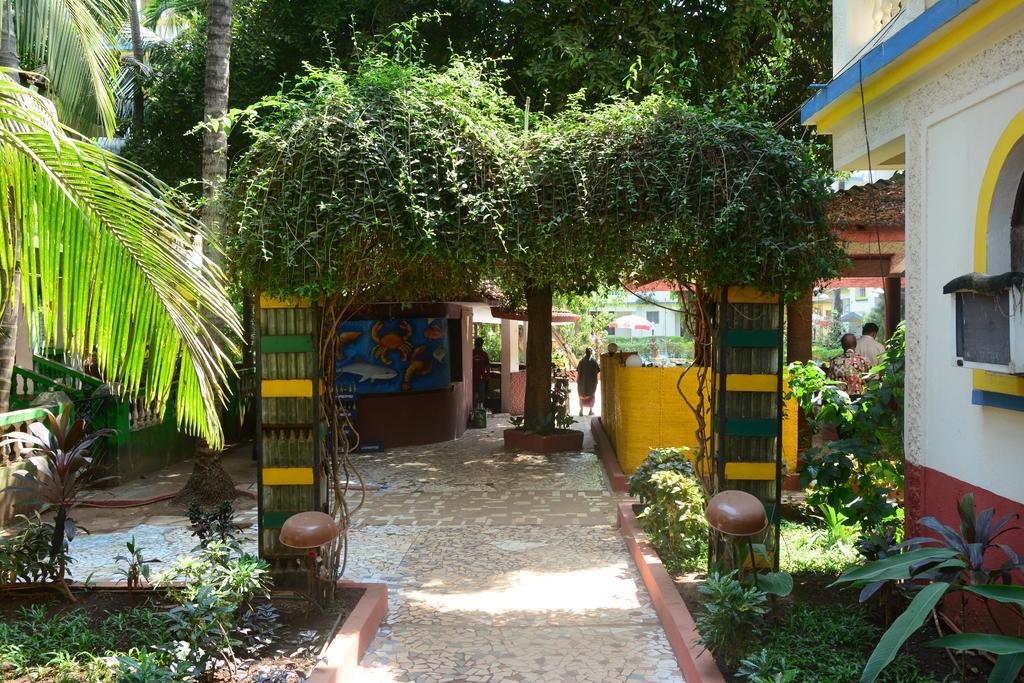 Colonia De Braganza Resorts Калангуте Екстериор снимка